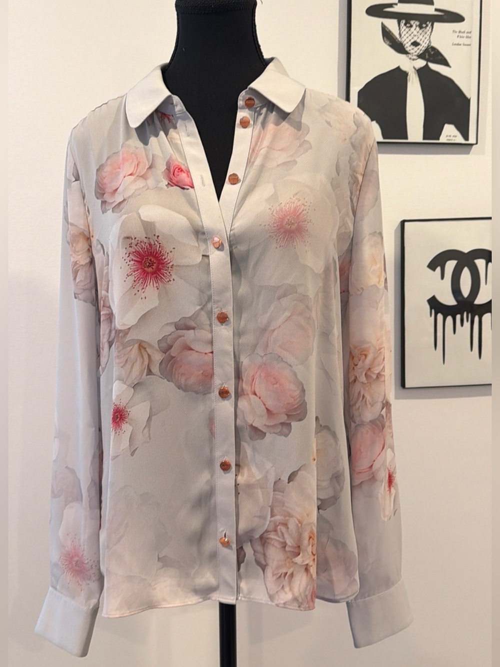 Ted Baker Chelsea Long Sleeve Shirt. Size 2